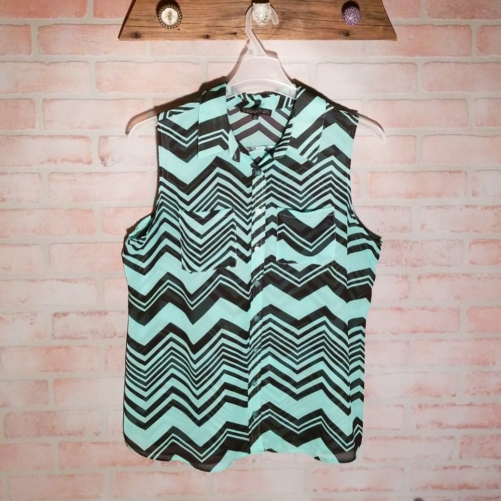 Sleeveless Chevron Black and Teal Top
